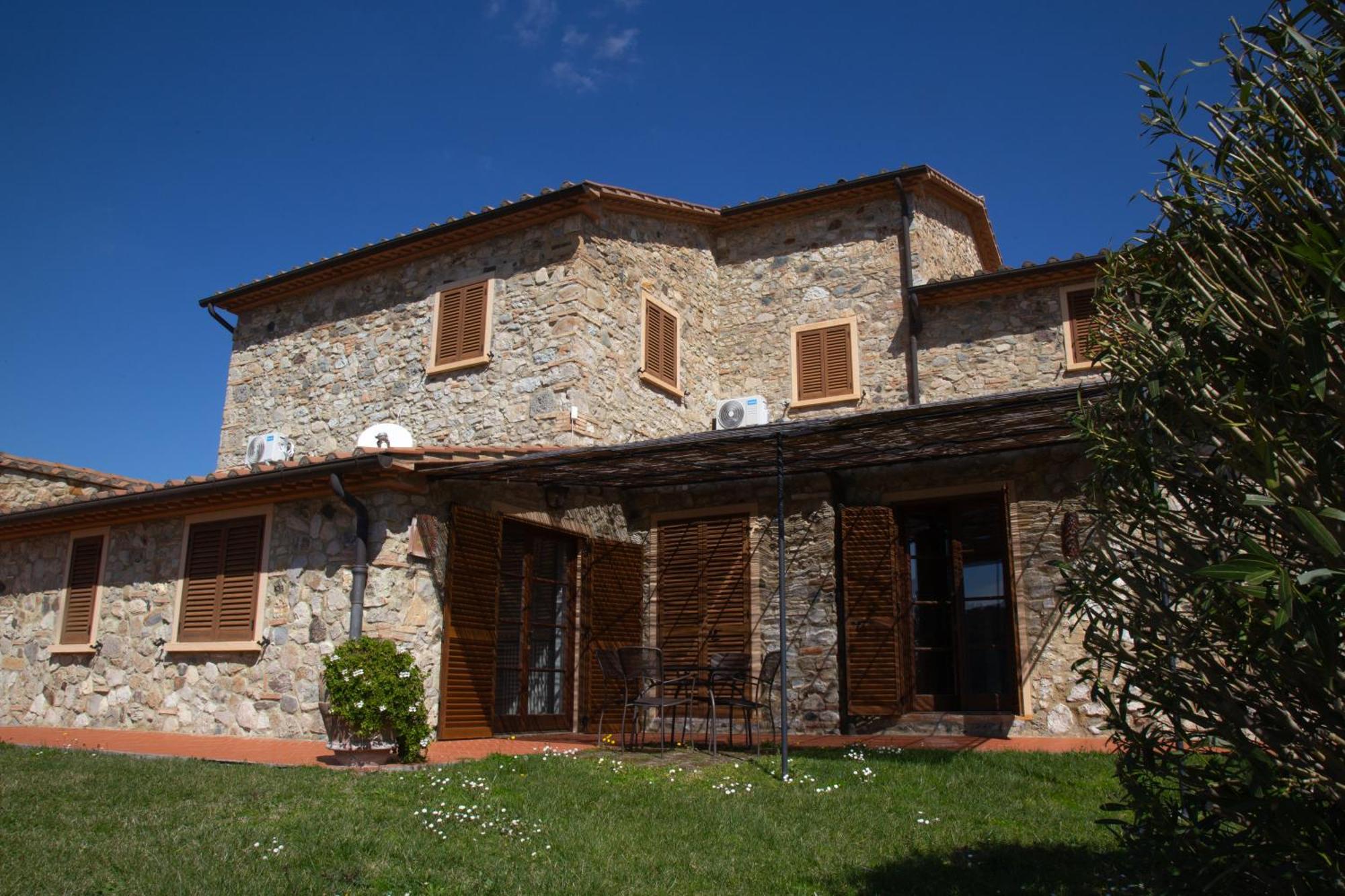 Resort Le Tegole Riparbella Exterior foto